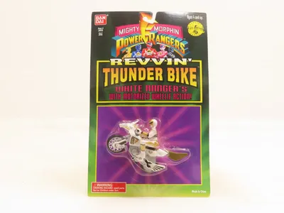 White Ranger’s Revvin’ Thunder  Bike